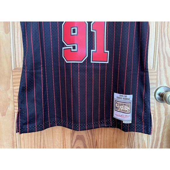 Mitchell & Ness NBA Swingman Bulls Dennis Rodman Alternate Jersey 95-96 Size XL - Picture 5 of 12